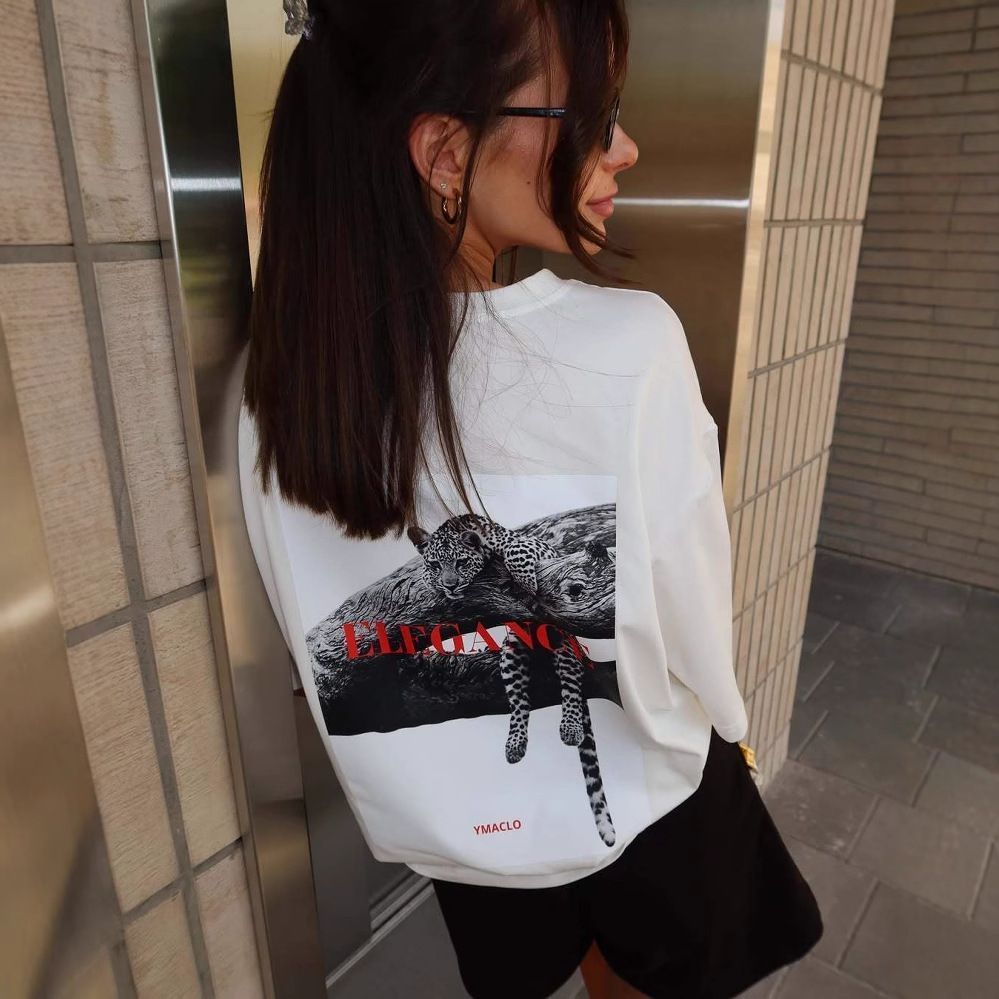เสื้อยืดสีขาวสไตล์มินิมอล พิมพ - Streetwear Brand Graphic Designer บทวิจารณ์และราคา
